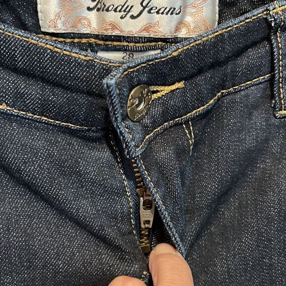 Brody Low Rise Capri Jeans Size 28 - Picture 4 of 10